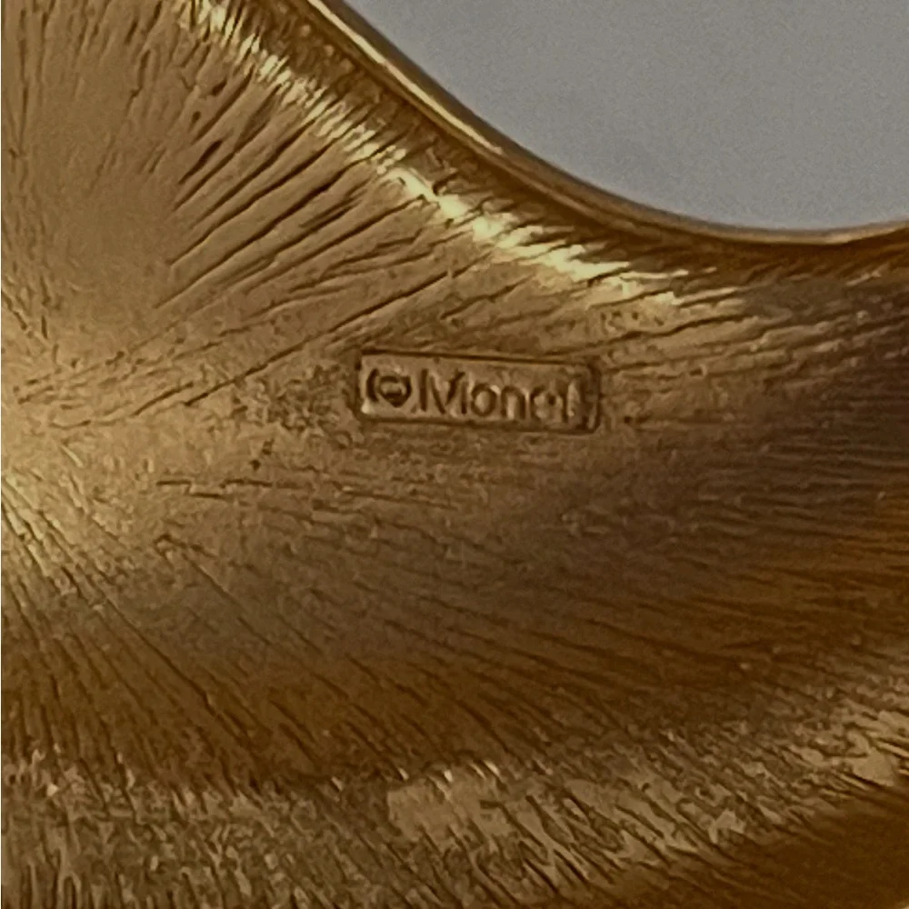 Monet Elegant Gold Paisley Brochures - Picture 4 of 4